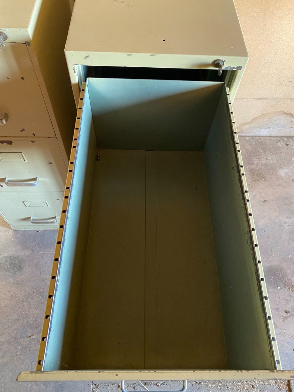Armoires: Aktenschrank – D'occasion à Kriessern par schwedenstahl_fan 1
