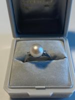 Solitär, Ring m.Perle und 2 Diamanten, 750-er Weissgold, 18K