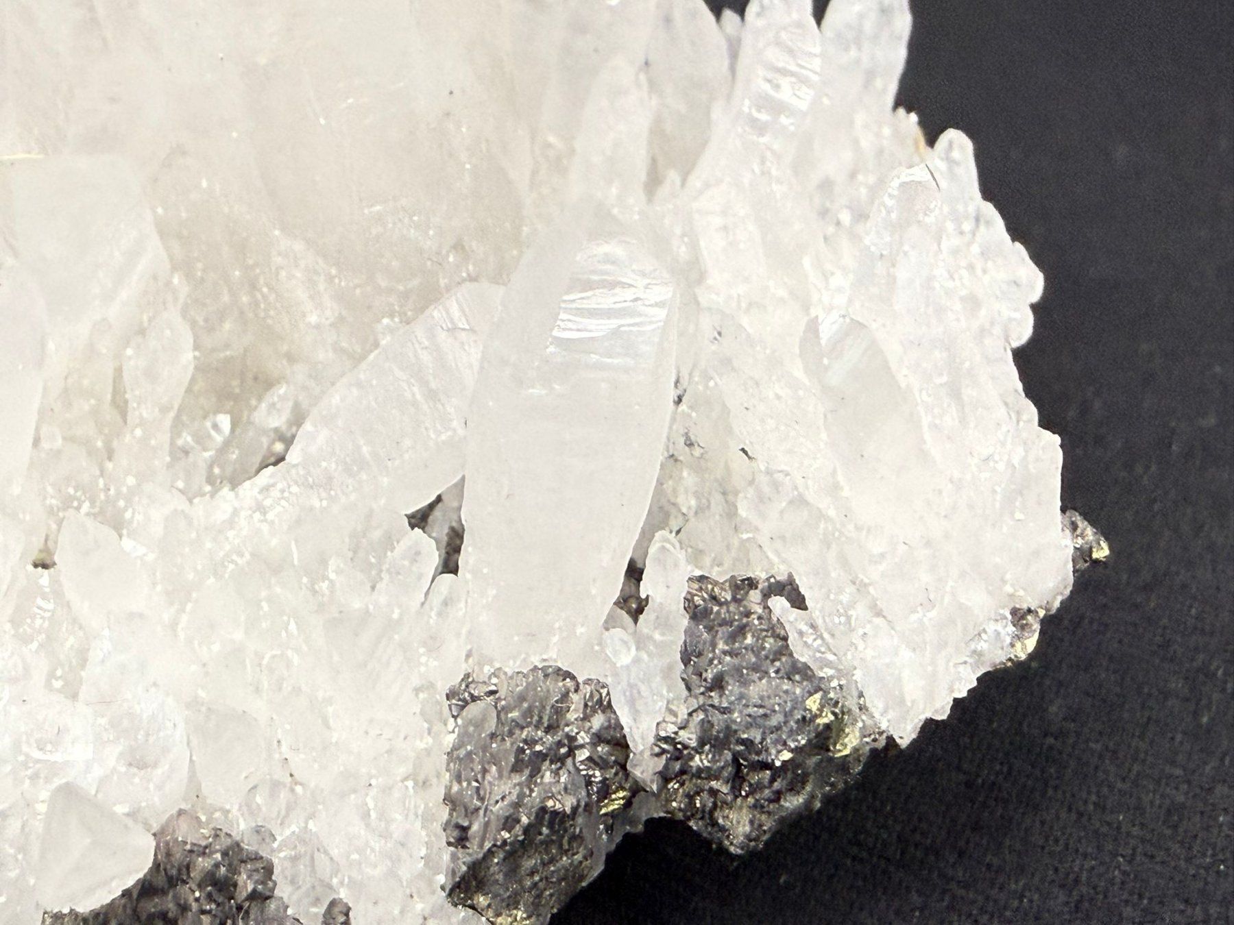 Minerali & Pietre curative: Quartz mit Quartz var. Scepter – Usato da Schinznach Bad venduto da Demerald 9