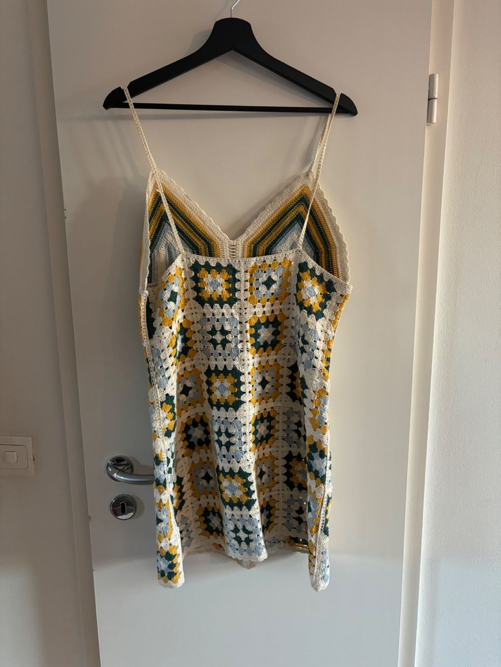 Robes: Beautiful crochet dress unisize – Neuf (Voir description) à Genève par Bella_909 1
