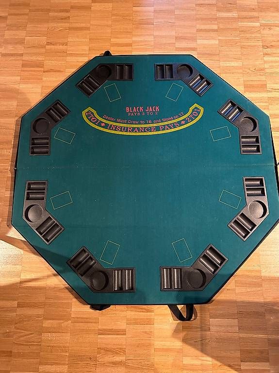 Tables: Pokertisch – D'occasion à Bischofszell par Nenga