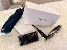 Prada Sonnenbrille PR 17W Schwarz 