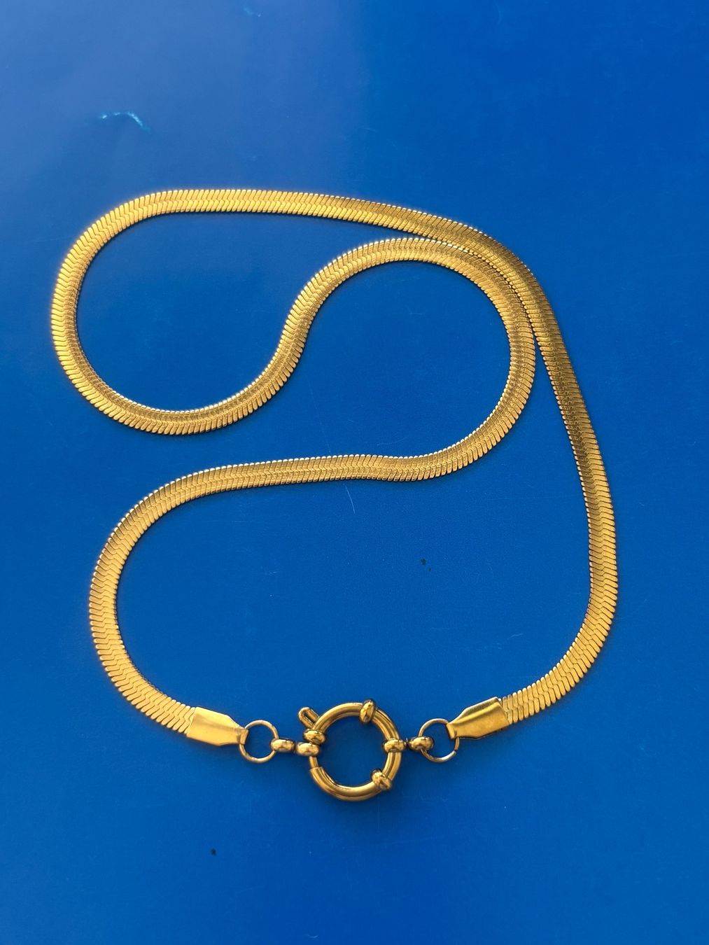 Ketten: Luxus Elegante Kette Farbe : Gold – Gebraucht aus Biel-Bienne von Roserosse13