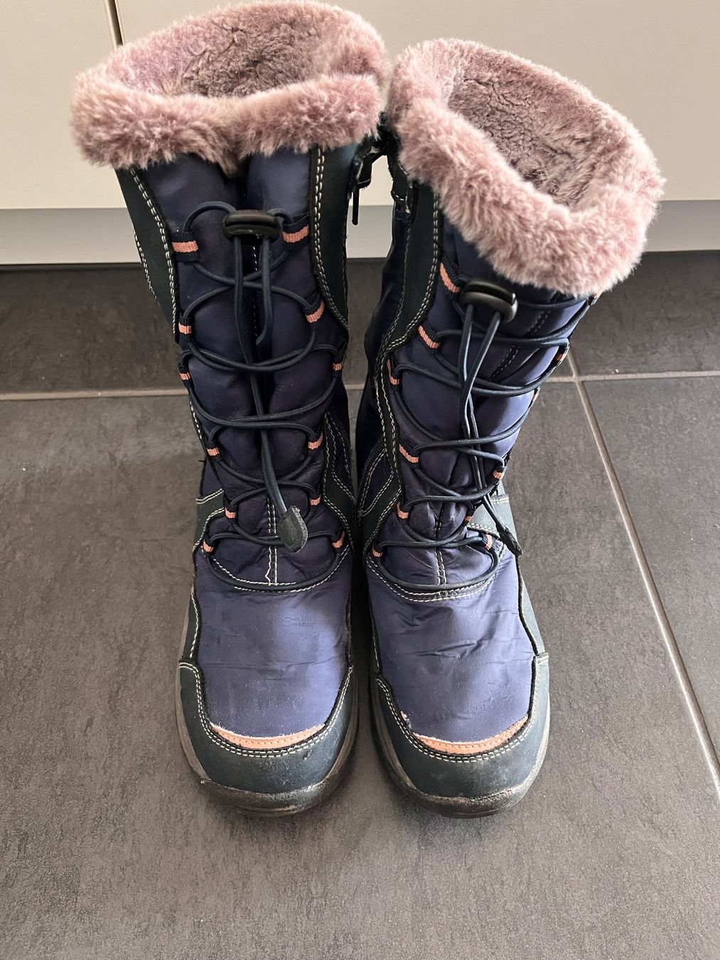 Dosenbach Scarpe per ragazze: Schneeboots – Usato da Hausen AG venduto da gse_88xs