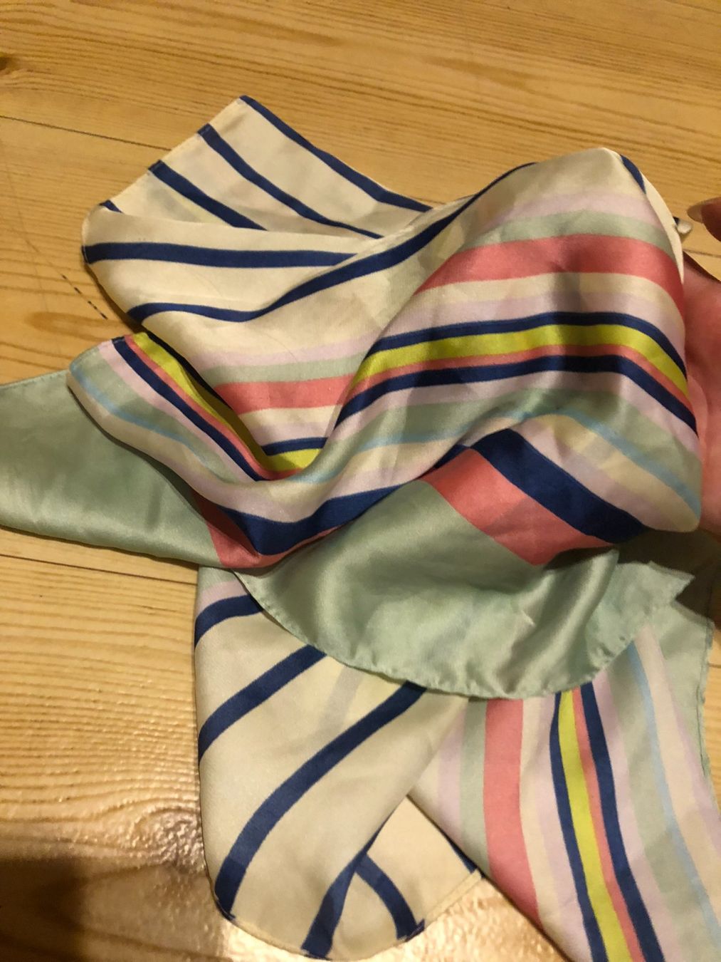Foulard & Sciarpe: Lot de 2 foulards – Usato da Bulle venduto da sop_ct6x 4