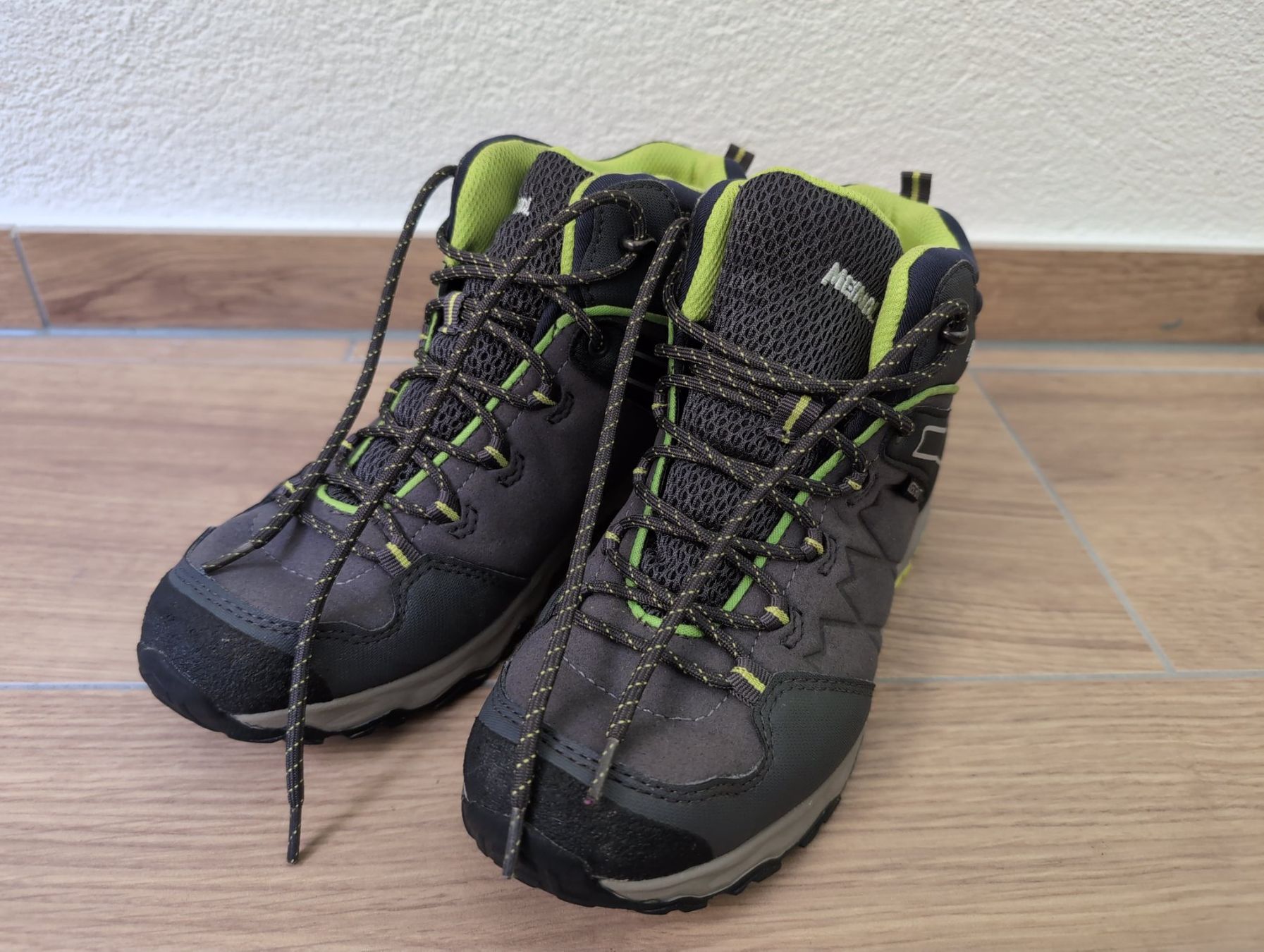 Meindl Damenschuhe: Meindl Wanderschuhe, Grosse 36, Fast wie neu – Gebraucht aus Morschach von be_la 8