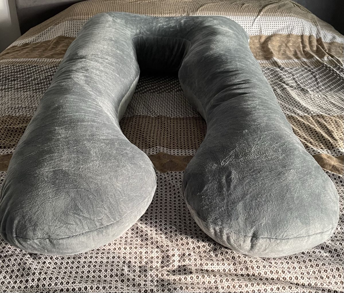 Cuscini: Comfortable Maternity Pillow - Great Condition! – Nuovo (secondo la descrizione) da Embrach venduto da bee_5hd6 1