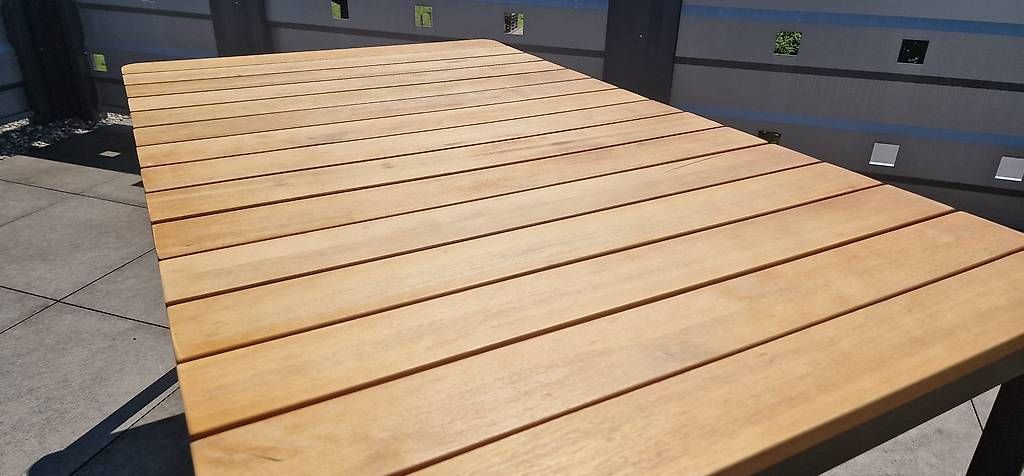 Set di tavolo e panche: Gartentisch mit 4 Stühlen & Sitzauflagen – Usato da Balgach venduto da Thatsboooo181 2