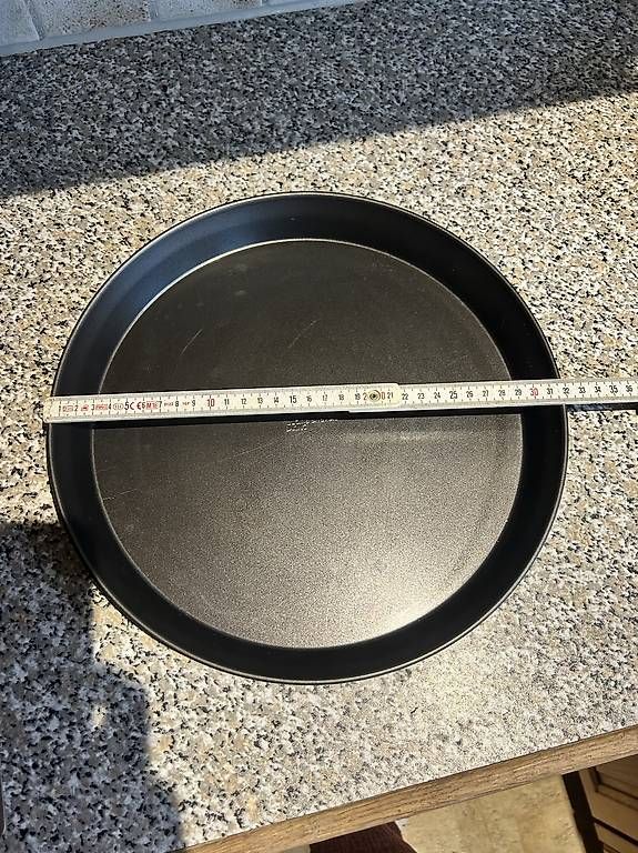Backformen: Runde Kuchenform / Backform ca. 32 cm – Gebraucht aus Wolfenschiessen von ali_6dvv 1