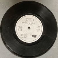 MARTHA AND THE MUFFINS - TRANCE AND DANCE
