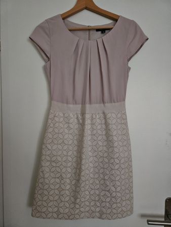 Wunderschönes, schlichtes Kleid von Comma, Gr.34