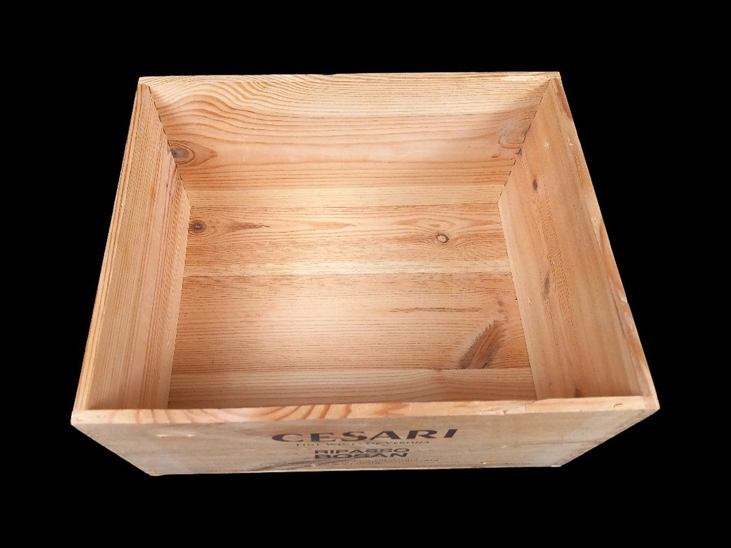 Articoli in legno: Holzweinkiste – Usato da Hünenberg venduto da Restwert_Zug 1