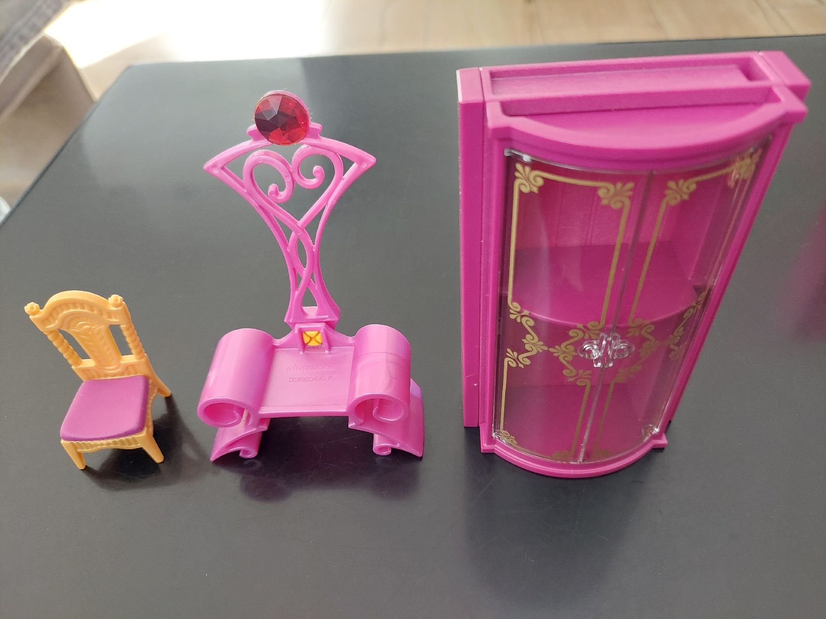 Playmobil Spielzeuge: Playmobil Mädchen Schlafzimmer in rosa – Gebraucht aus Zetzwil von lanst08 5