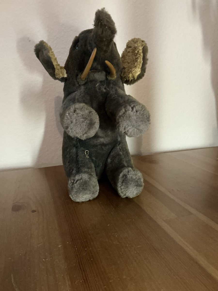 Spielzeuge: Elefant ca 50 Jahre alt – Gebraucht aus Basel von Ajscha7o1 4