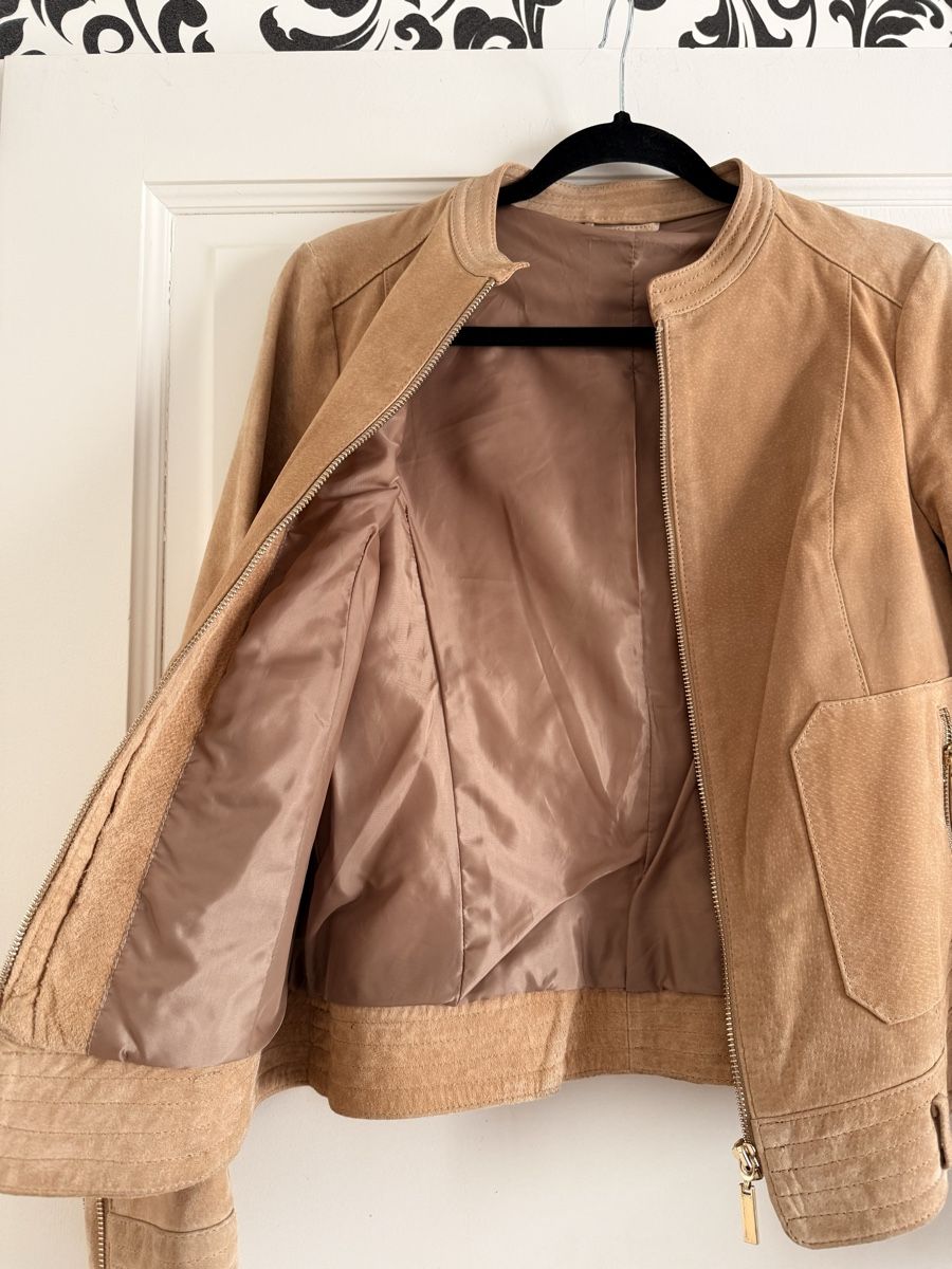 Jacken: Leather Beige Jacket – Gebraucht aus Corsier-sur-Vevey von Kristina.Nova 1