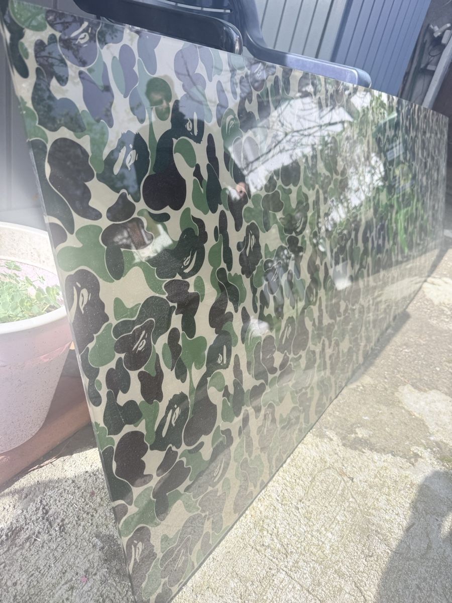 Piatti di portata: Bape Camo Platte Camouflage – Usato da Zürich venduto da Krikri21