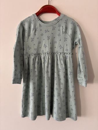 Schönes Kleid Gr. 110