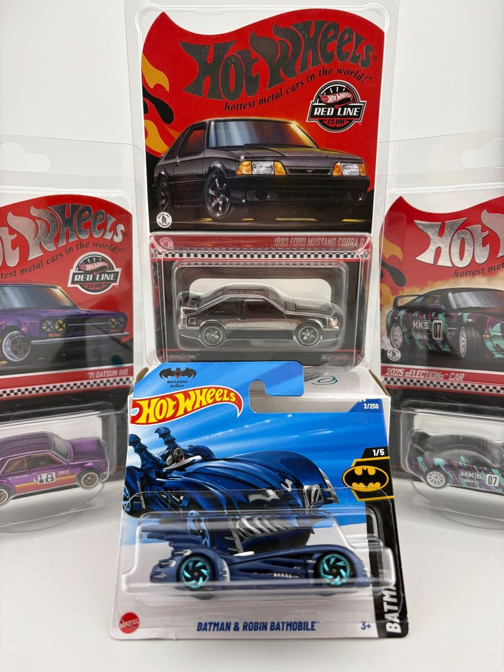 Hot Wheels Voitures modèles: Hot Wheels Batman & Robin Batmobile - 2025 - 2/250 – Neuf avec emballage d'origine à Flawil par HeisseReifen