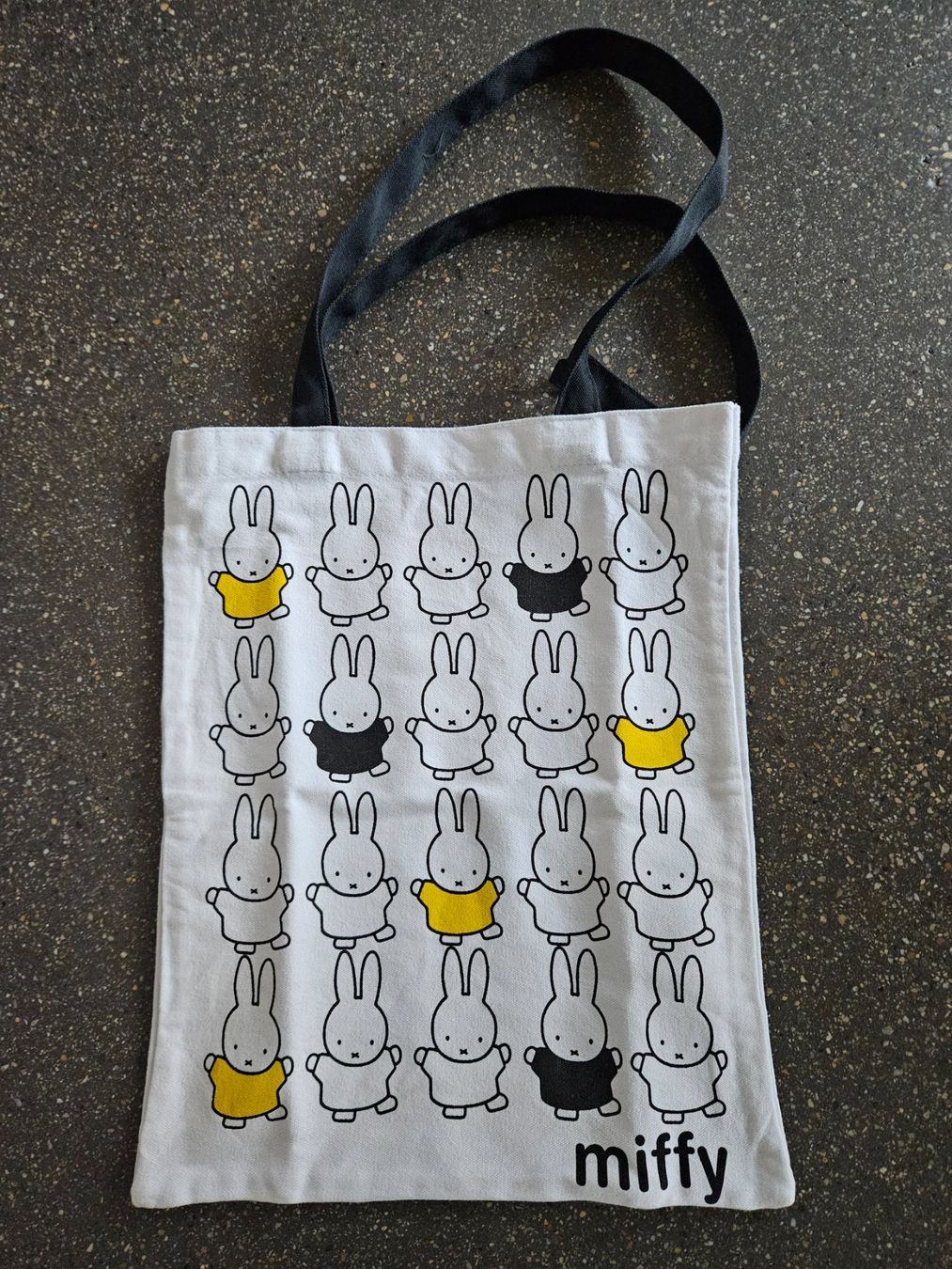 Borse: Miffy Stofftasche Miffy Print, neuwertig – Nuovo (secondo la descrizione) da Ormalingen venduto da nomolnoi