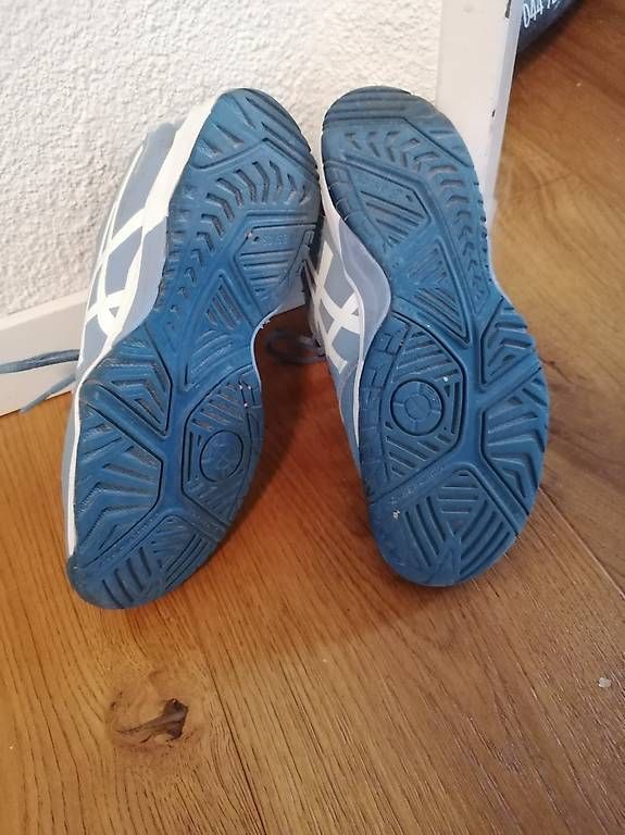 Asics Scarpe da uomo: ASIC schuhe unisex Gr 35 – Usato da thalwil venduto da Ray7211 2