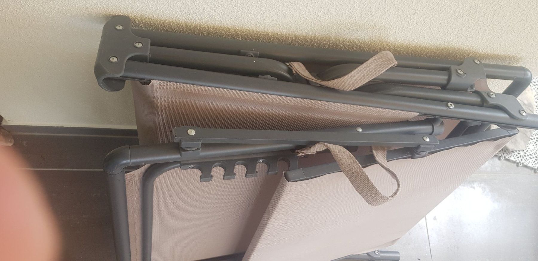 Chaises longues: Liegestuhl mit Sonnendach ab 1Fr !! – D'occasion à Embrach par Antonloeffel 5
