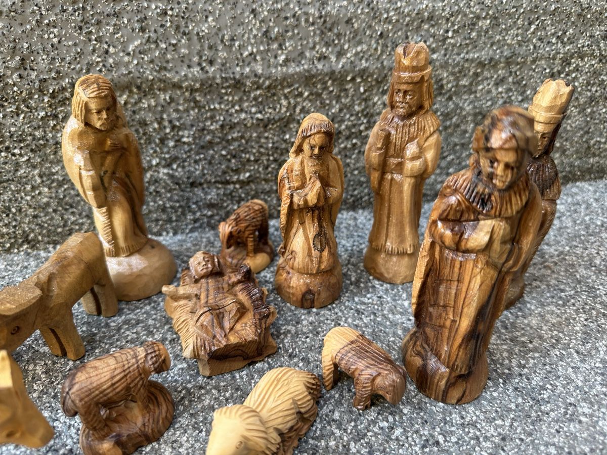 Statuette: Oliven Holz Krippenfiguren Set  – Usato da Oberentfelden venduto da vilibrand 3