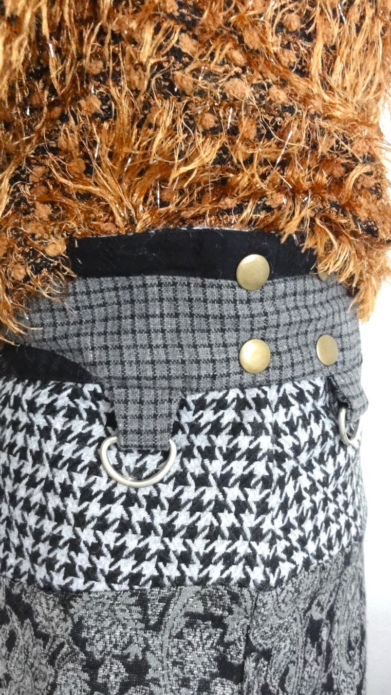 Gonne: Set: Wickelrock reversible mit Kurzpullover und Armkettchen – Usato da Samedan venduto da chickenrun01 3