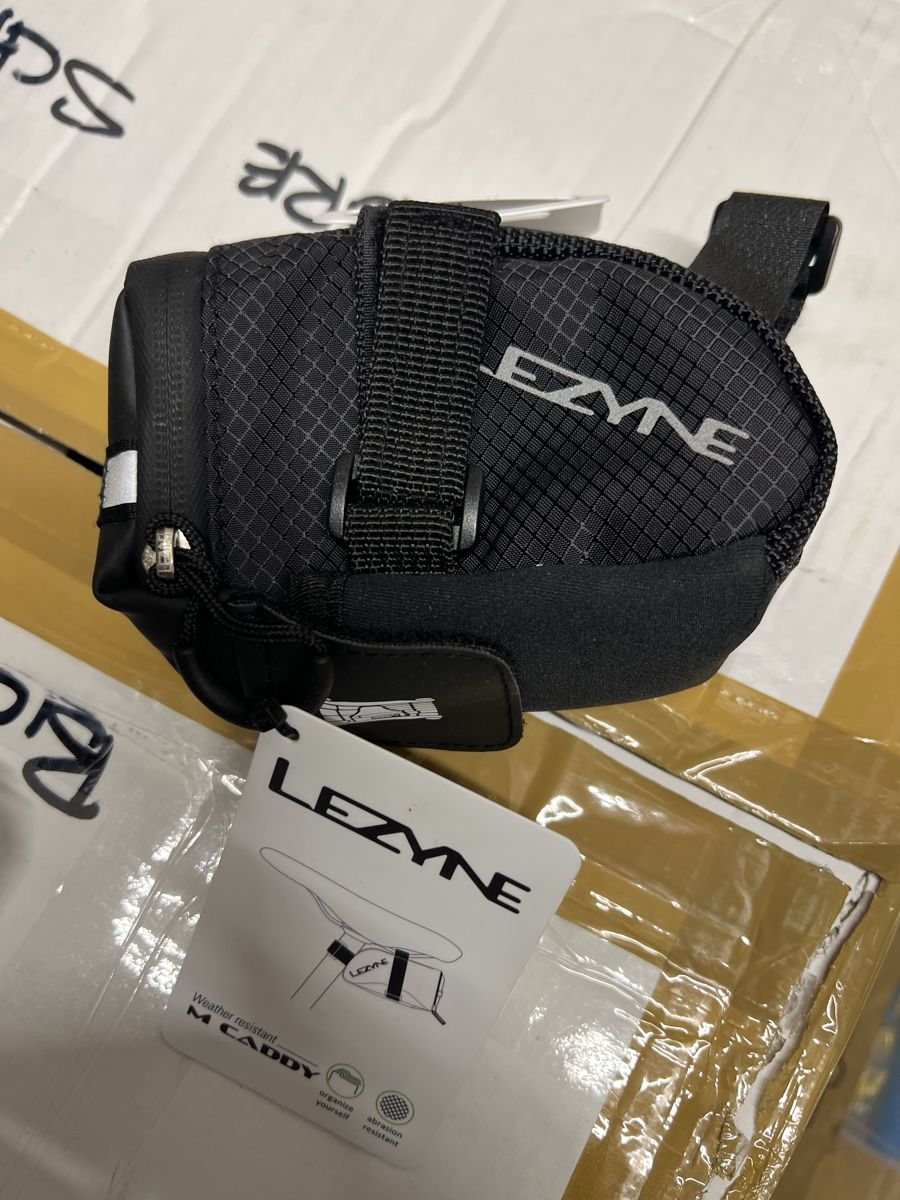 Lezyne Pezzi di ricambio: Leyzne Caddy Back Gr. M – Nuovo e nell'imballaggio originale da Roggwil BE venduto da and_sl26