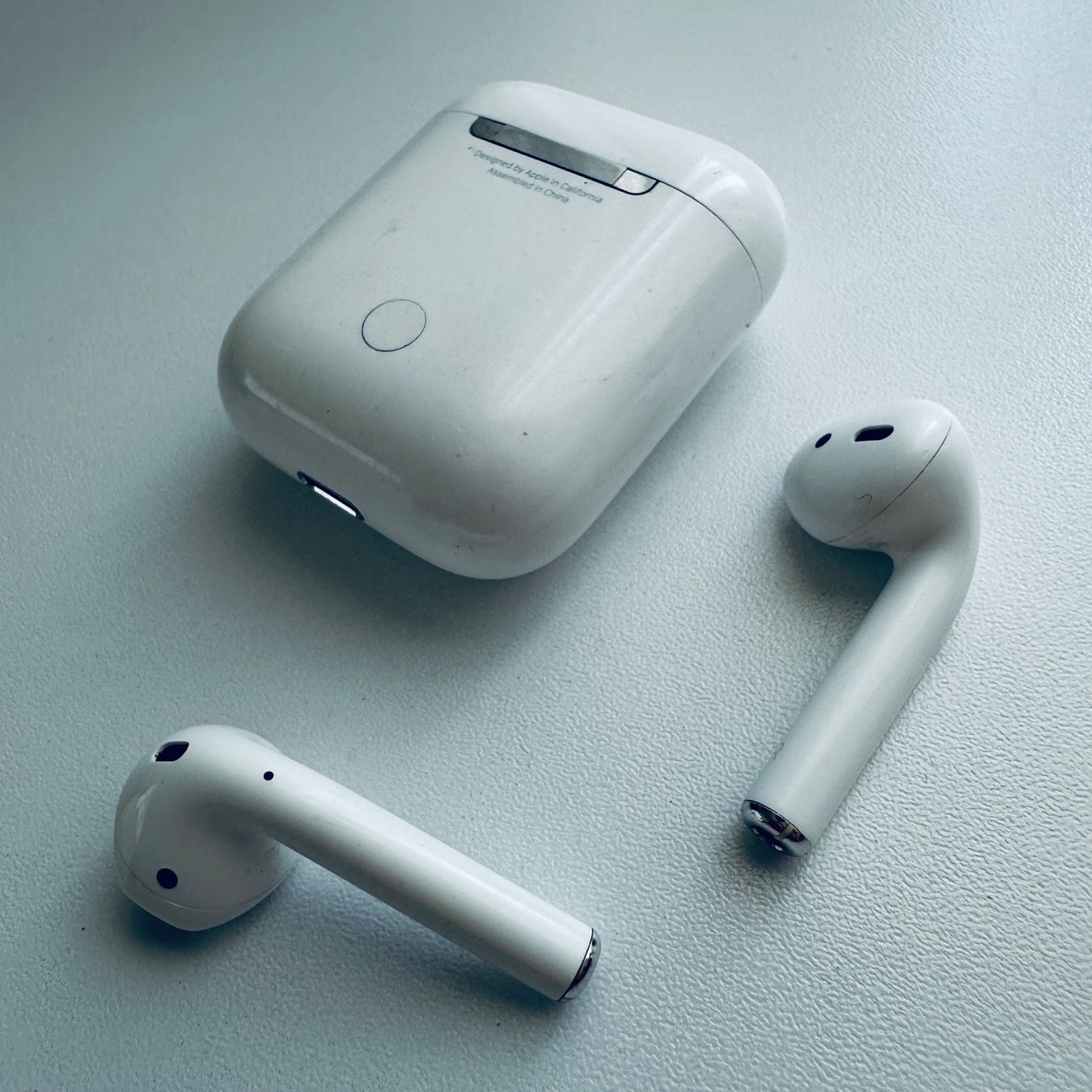 Apple Cuffie: Original Apple AirPods 2 Kopfhörer Wireless Lightning Kabel – Usato da Basel venduto da MY.AIRPODS.SHOP 8