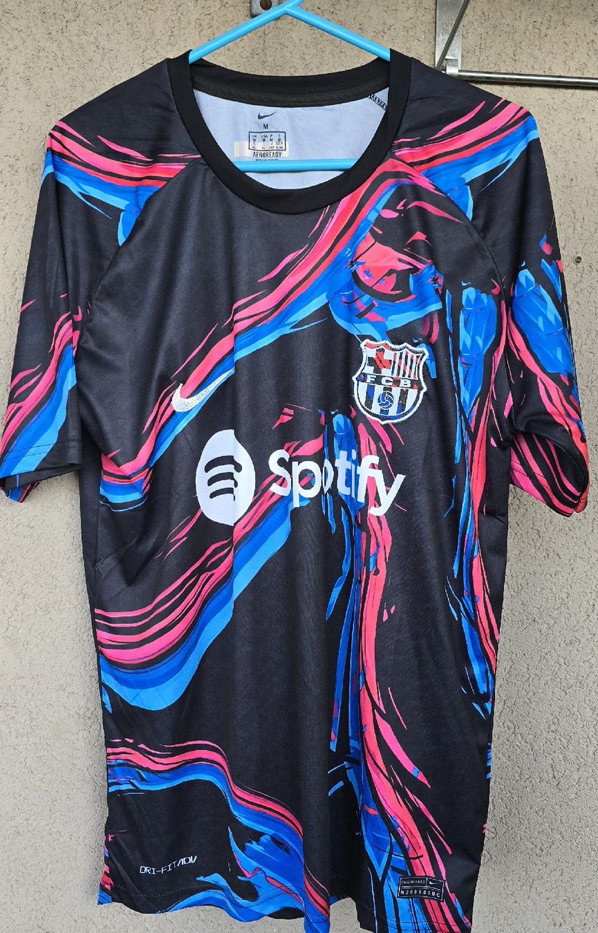 Canottiere & Pantaloni: Trikot  – Usato da Basel venduto da con_kbf8