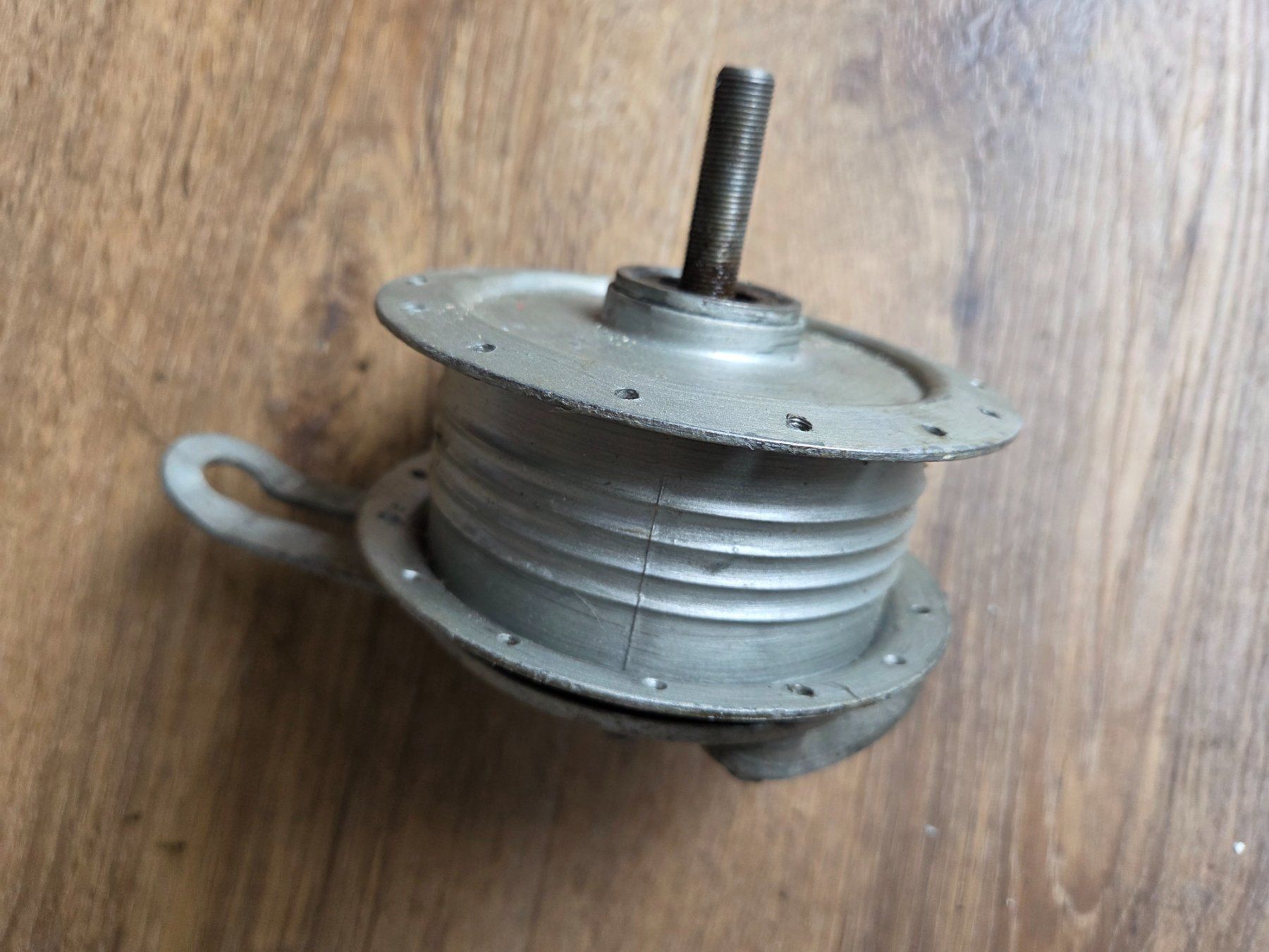 Sachs Ciclomotori: Vorderradnabe Bremsanker 90 mm – Usato da frümsen venduto da Sailem 2