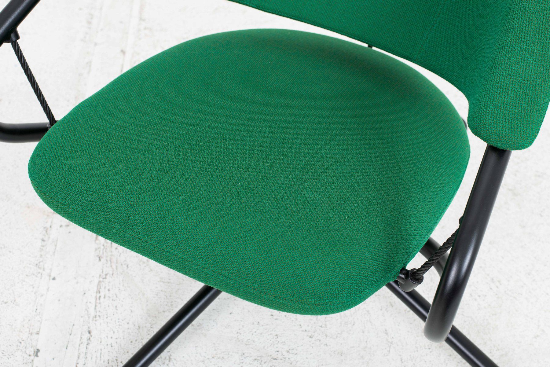 Vitra Poltrone: Vitra Citizen Lowback Sessel von Konstantin Grcic – Usato da Zürich venduto da STUZH38 6