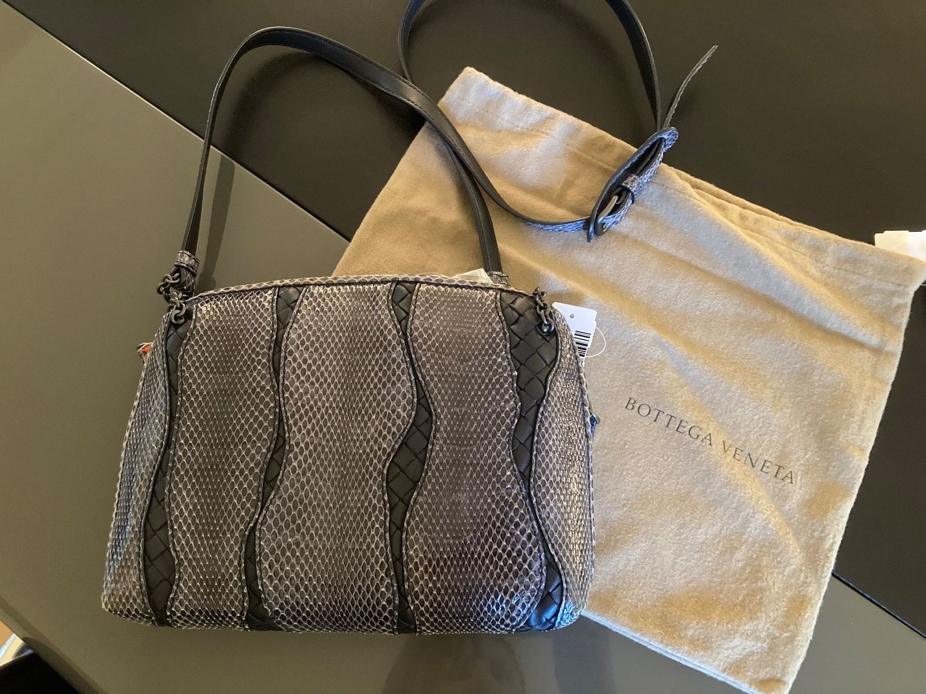 Bottega Veneta Borse da donna: WUNDERBARE BOTTEGA VENETA PYTHON BAG, PURER LUXUS! – Nuovo (secondo la descrizione) da Zürich venduto da elegantissima