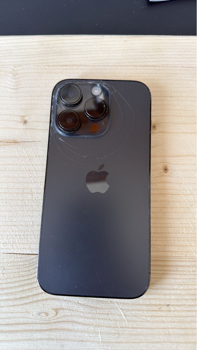 Apple Portables: iPhone 14 Pro Space Black – D'occasion à Winterthur par Redbasecap 1