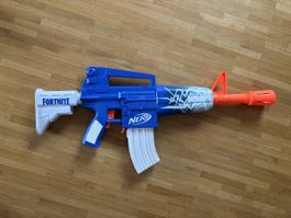 Nerf Fortnite Blaster AR-L mit Zusatz Magazinen gebraucht