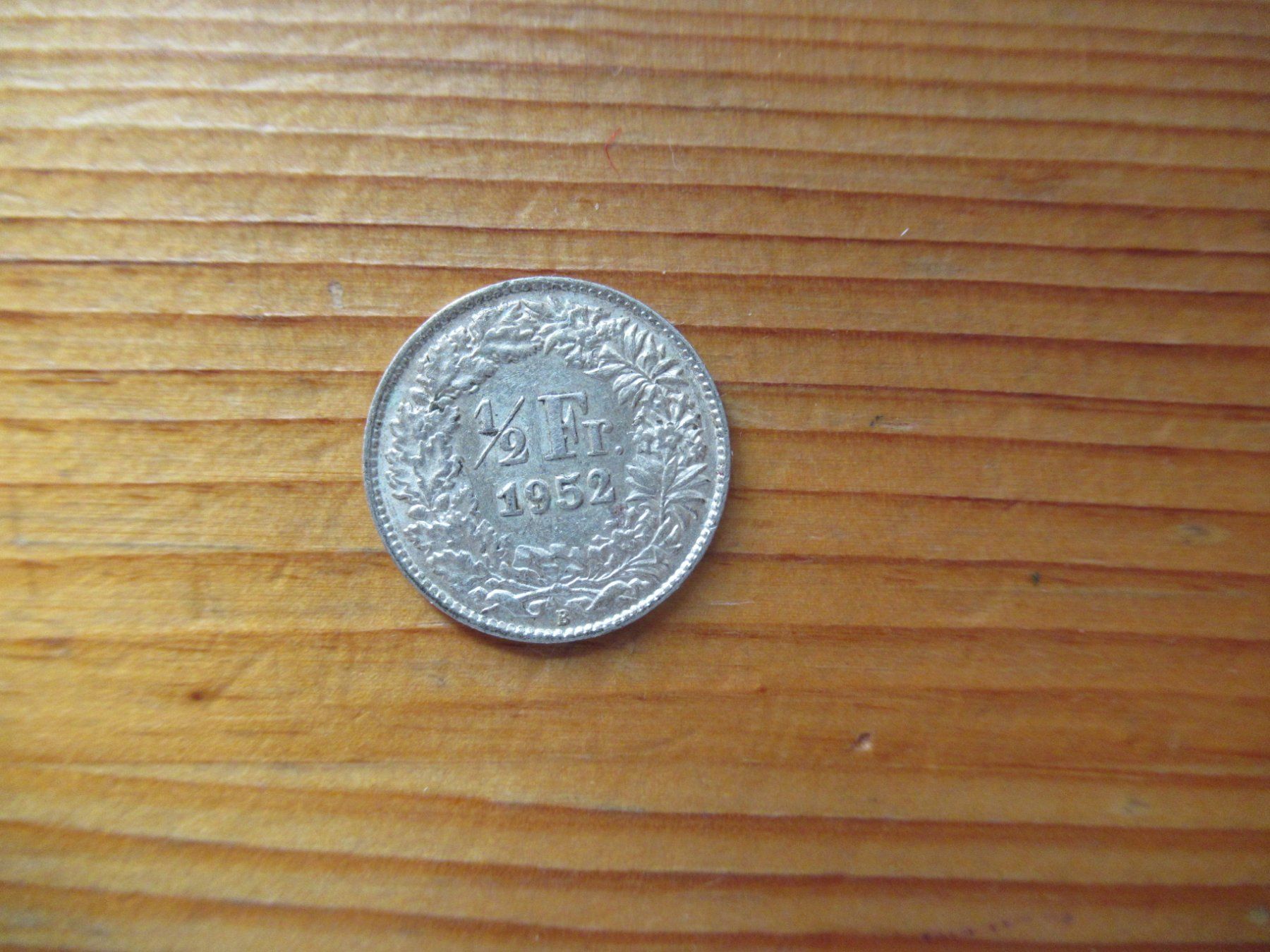 Alle Münzen: 1/2 FRANKEN SILBERMÜNZE 1952 – Neu (gemäss Beschreibung) aus Moosseedorf von haro01 1
