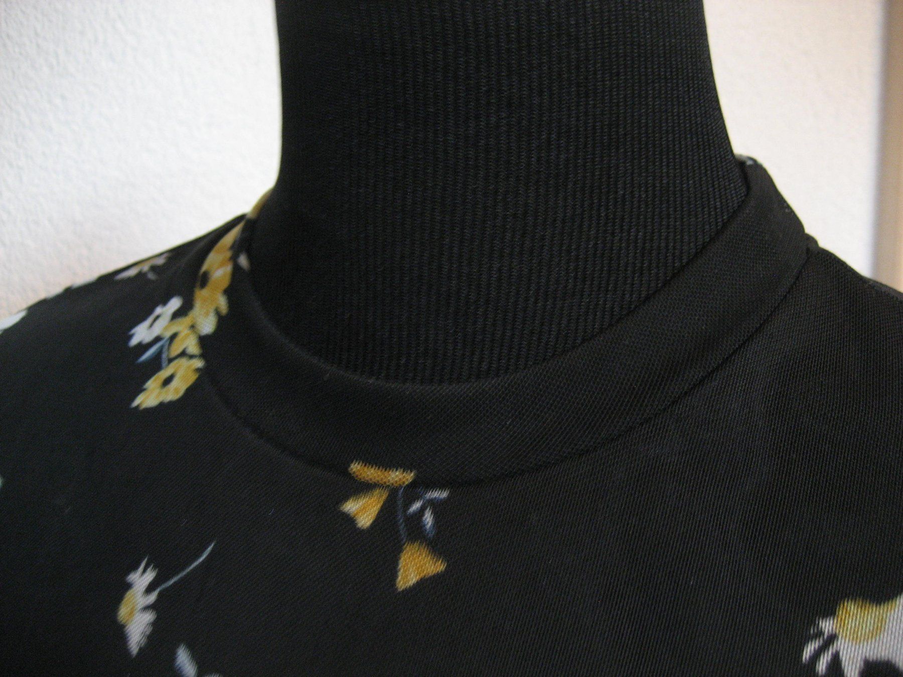 Vestiti: Robe EVEN&ODD taille L – Usato da Delémont venduto da marryb 6