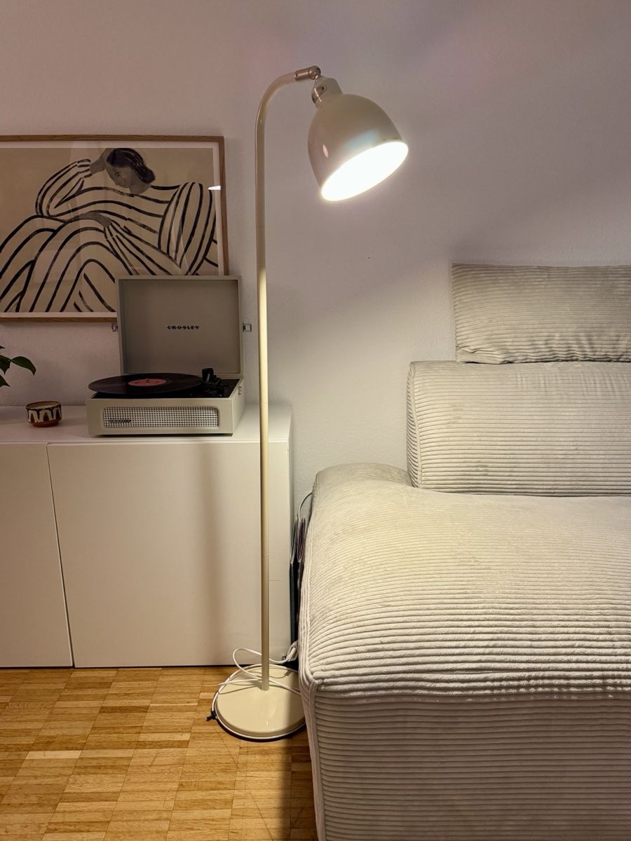 Ikea Lampes: Floor Lamp Beige – D'occasion à Zürich par victorcerdanya 1