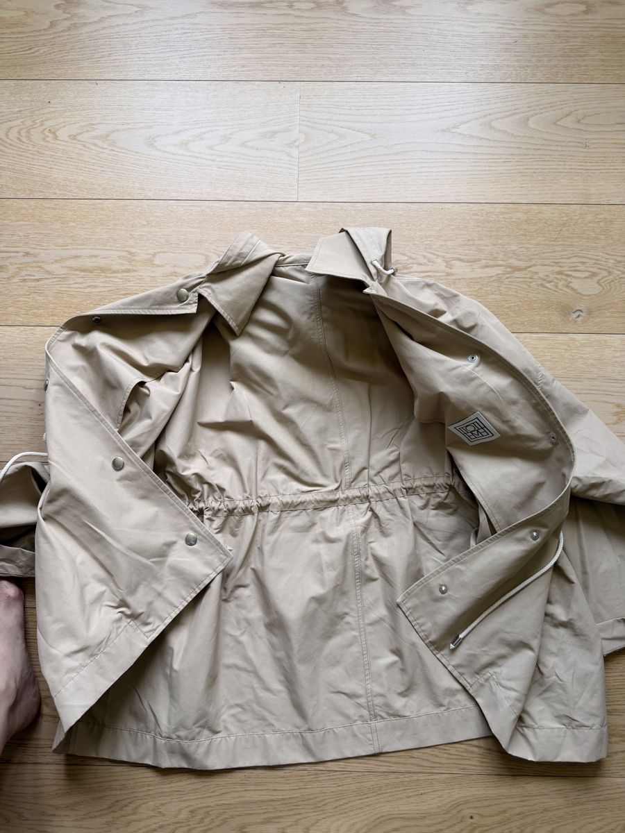 Totême Vestes: Toteme Übergangsjacke  – D'occasion à Zürich par cha_y9x8 2