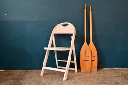 Chaise pliante en bois design moderniste bauhaus bohème