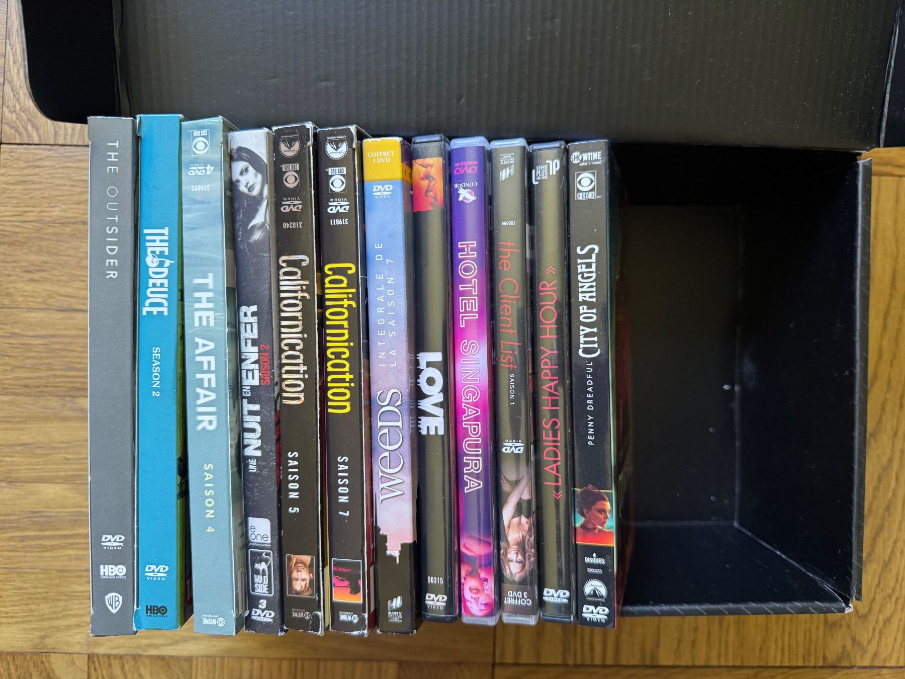 Tutti i DVDs: Été d un public averti – Usato da Chêne-Bourg venduto da dem_y9pq