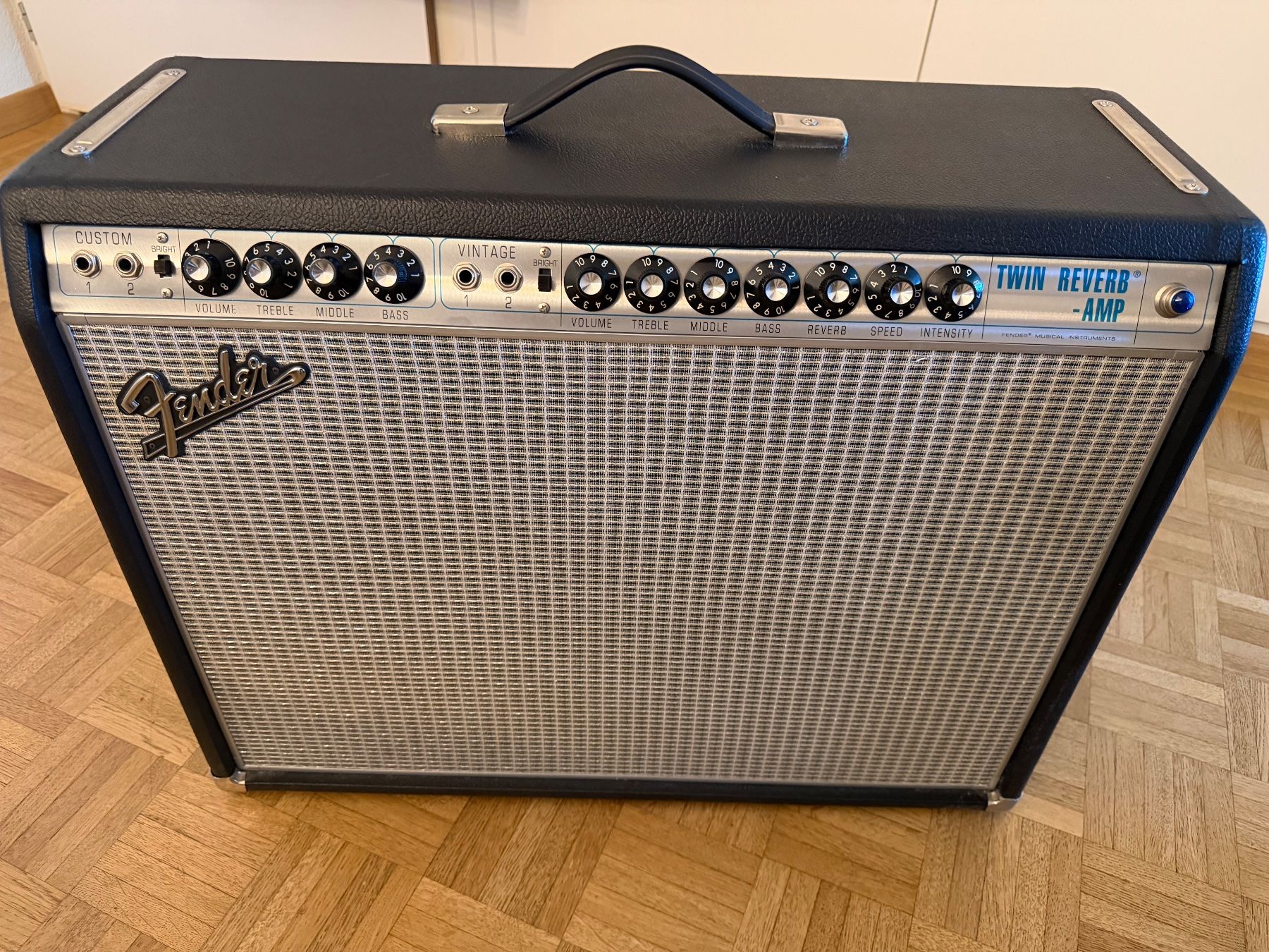 Fender Amplificateurs: Fender '68 Custom Twin Reverb – D'occasion à Coppet par miguel_angelo29