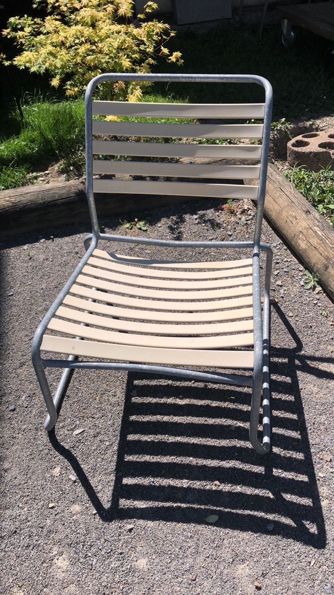 Schaffner Sedie: Chaise basse Schaffner vintage – Usato da St-Maurice venduto da julien1890