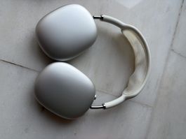 Air Pods Max Silver
