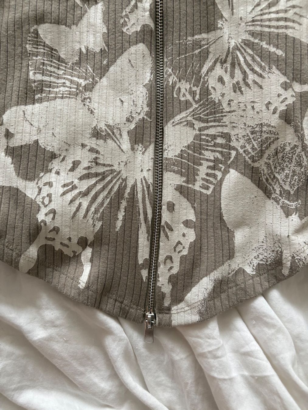 Bershka Top: Bershka Top Gr M – Usato da Spreitenbach venduto da yas_njl8 2