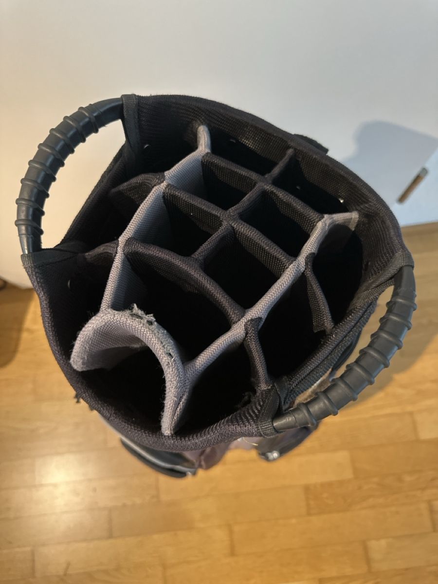 Wilson Sacs: Wilson Golftasche mit vielen Fächern gebraucht – D'occasion à Lenzburg par fra_nk2f 1