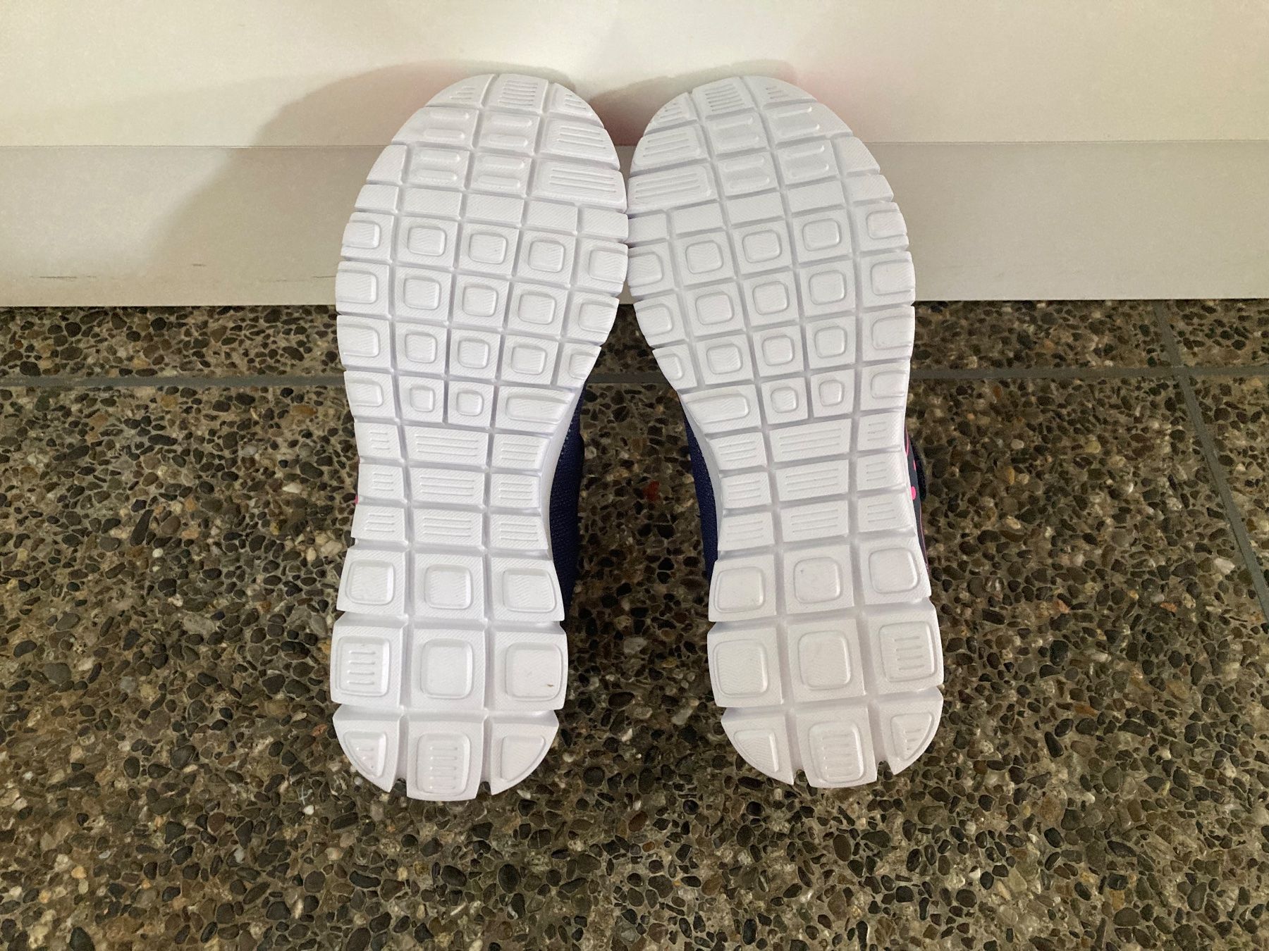 Schuhe für Mädchen: Sneakers, Turnschuhe, Gr. 35 – Neu und originalverpackt aus Aetingen von Nadinsky 5