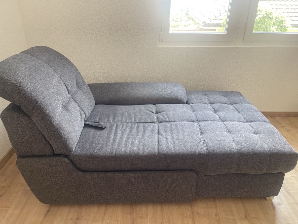 Chaises longues: Ottomane – D'occasion à Hägendorf par Banormal 1