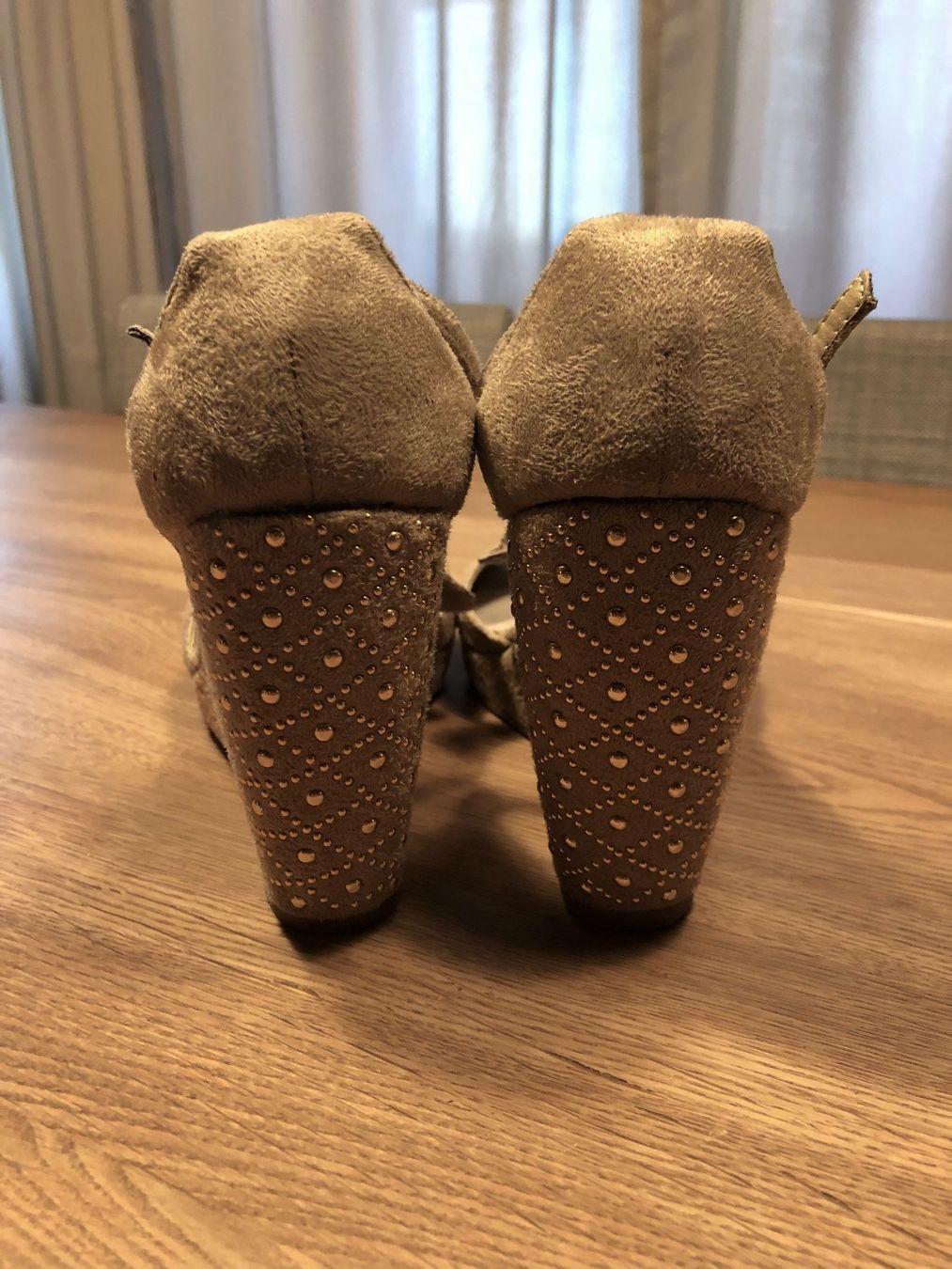 Scarpe da donna: Keilsandalette Gr. 38 – Usato da Rohr b. Olten venduto da -FaLu- 5