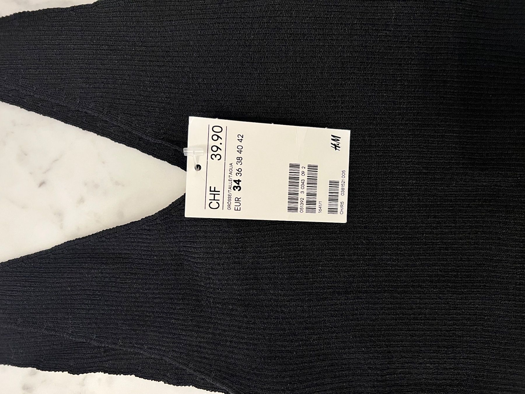 Top: Tanktop Stretch Gr34 H&M Neu – Nuovo e nell'imballaggio originale da Zürich venduto da Swissair1234 1